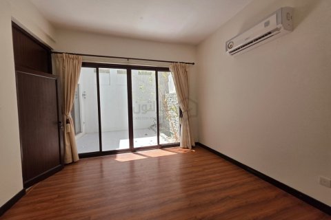 Villa de 4 chambres à Diyar Al Muharraq, Bahrain No. 109415 11