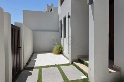 Villa de 4 chambres à Diyar Al Muharraq, Bahrain No. 109415 6