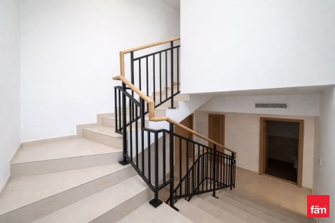 3 bedrooms Townhouse in Dubai, UAE No. 149590 8