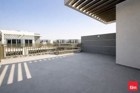 3 bedrooms Townhouse in Dubai, UAE No. 149590 10