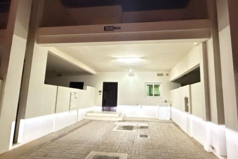 Villa de 2 dormitorios en Dubai, UAE No. 161236 19