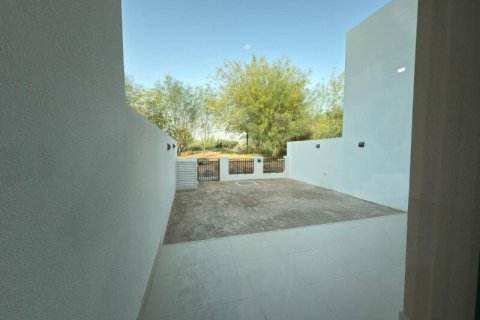 Townhouse de 3 dormitorios en DAMAC Hills (Akoya by DAMAC), UAE No. 161235 4