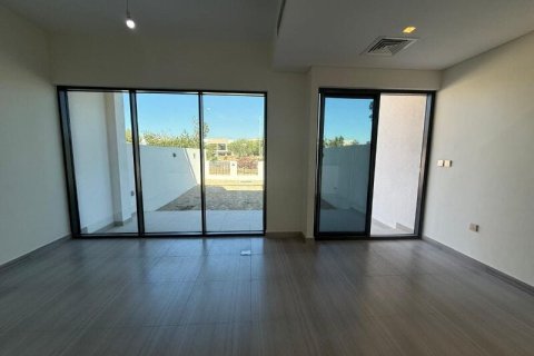 Townhouse de 3 dormitorios en DAMAC Hills (Akoya by DAMAC), UAE No. 161235 12