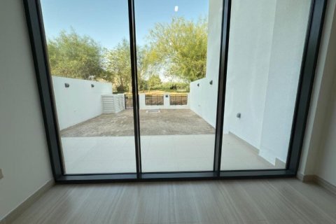 Townhouse de 3 dormitorios en DAMAC Hills (Akoya by DAMAC), UAE No. 161235 3