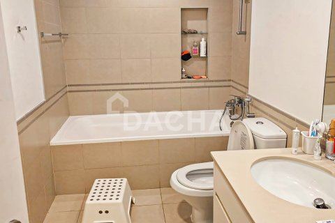 Apartment de 3 dormitorios en Hayat Boulevard, UAE No. 161240 11