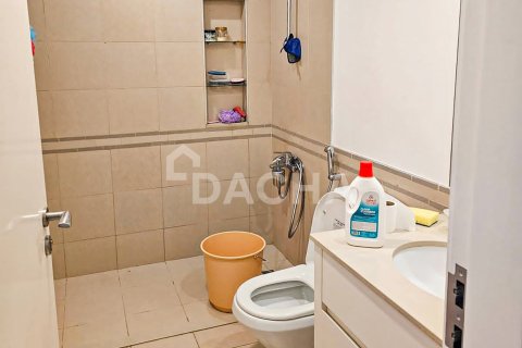 Apartment de 3 dormitorios en Hayat Boulevard, UAE No. 161240 12