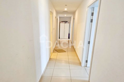 Apartment de 3 dormitorios en Hayat Boulevard, UAE No. 161240 10