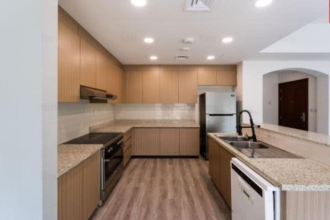 Таунхаус с 3 спальнями в Дубай, ОАЭ №145567 14