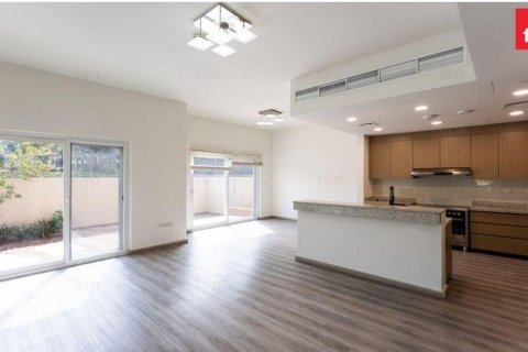 Таунхаус с 3 спальнями в Дубай, ОАЭ №145567