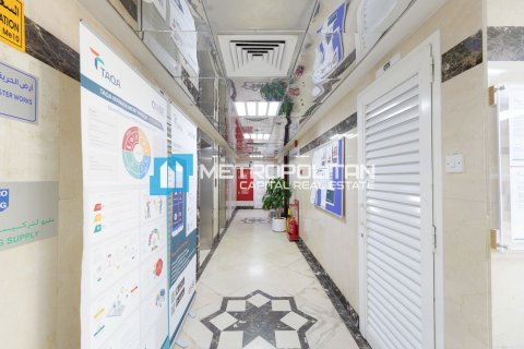 325.2مربع، عقار تجاري في Mohamed Bin Zayed City, الإمارات العربية المتحدة رقم 88192 5