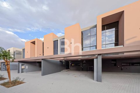 2 غرف نوم تاون هاوس في Tilal City, الإمارات العربية المتحدة رقم 67124 3