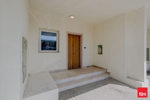 2 bedrooms Townhouse in Dubai, UAE No. 166882 3