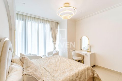 Apartment de 2 dormitorios en Boulevard Point, UAE No. 202779 9