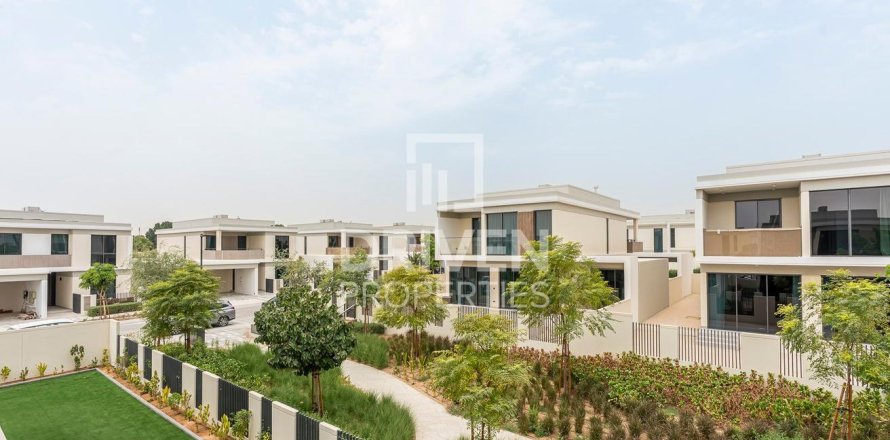 Villa de 4 chambres à Harmony, UAE No. 202776