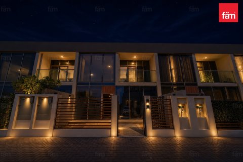 2 bedrooms Townhouse in Dubai, UAE No. 169392 17