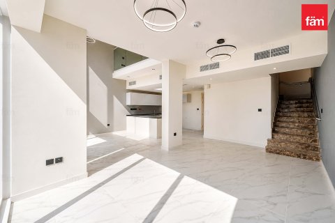 2 bedrooms Townhouse in Dubai, UAE No. 169392 4