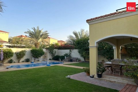4 bedrooms Villa in Jumeirah Park, UAE No. 188272 13