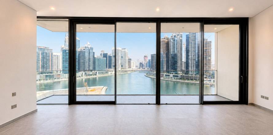 Appartement de 3 chambres à Dubai, UAE No. 205767