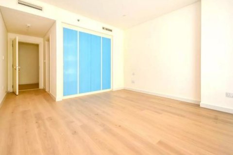 Квартира с 4 спальнями в MAMSHA AL SAADIYAT, Остров Саадият, ОАЭ №95413 3