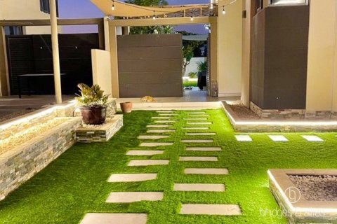 4 bedrooms Villa  No. 131596 8