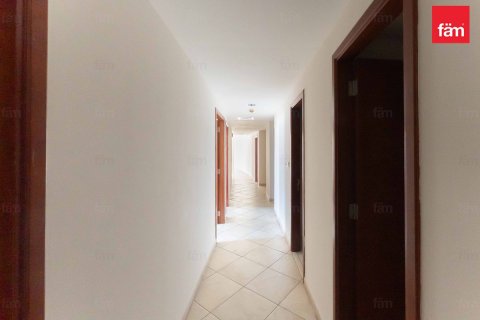 3 bedrooms Apartment  No. 117781 16