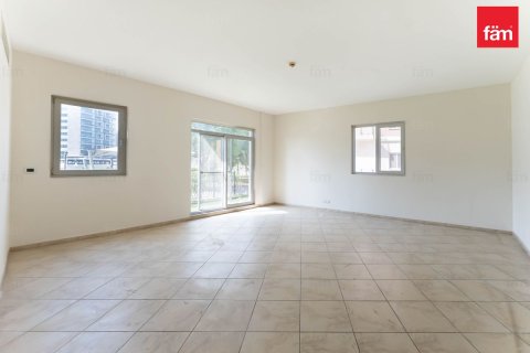 3 bedrooms Apartment  No. 117781 2