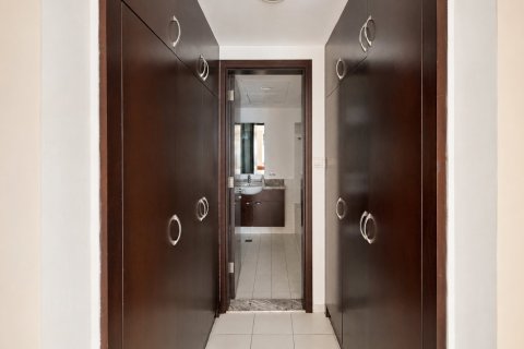 1 bedroom Apartment in Marina Tower, UAE No. 199763 4