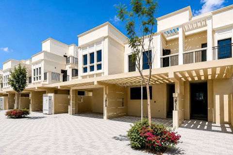5 bedrooms Townhouse in Damac Lagoons, UAE No. 199760