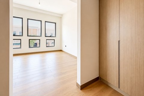 5 bedrooms Townhouse in Damac Lagoons, UAE No. 199760 10
