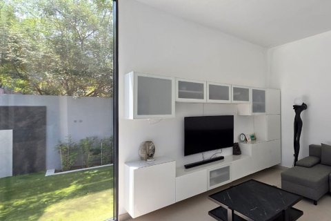 4 bedrooms Villa in Tilal City, UAE No. 199761 7