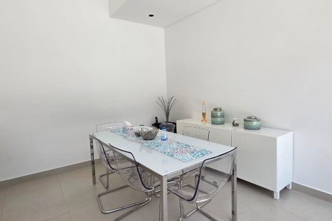 4 bedrooms Villa in Tilal City, UAE No. 199761 6