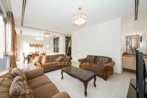 5 غرفة نوم  فيلا في Sidra Villas, الإمارات العربية المتحدة رقم 148435 7