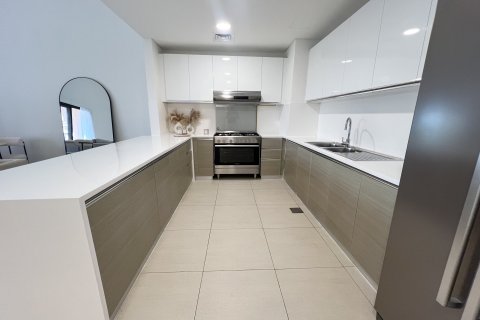 Appartement de 2 chambres à Dubai, UAE No. 205773 4