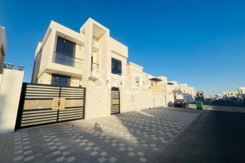 Villa de 5 chambres  No. 109962 8