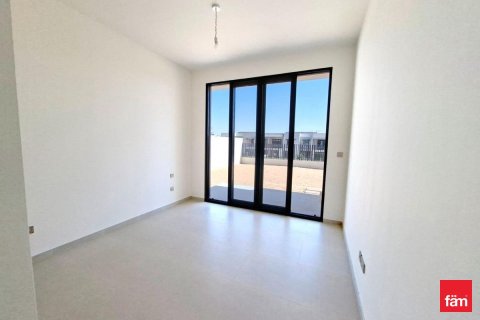Villa de 4 dormitorios en Jebel Ali, UAE No. 162751 16