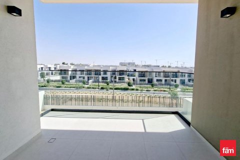 Villa de 4 dormitorios en Jebel Ali, UAE No. 162751 3