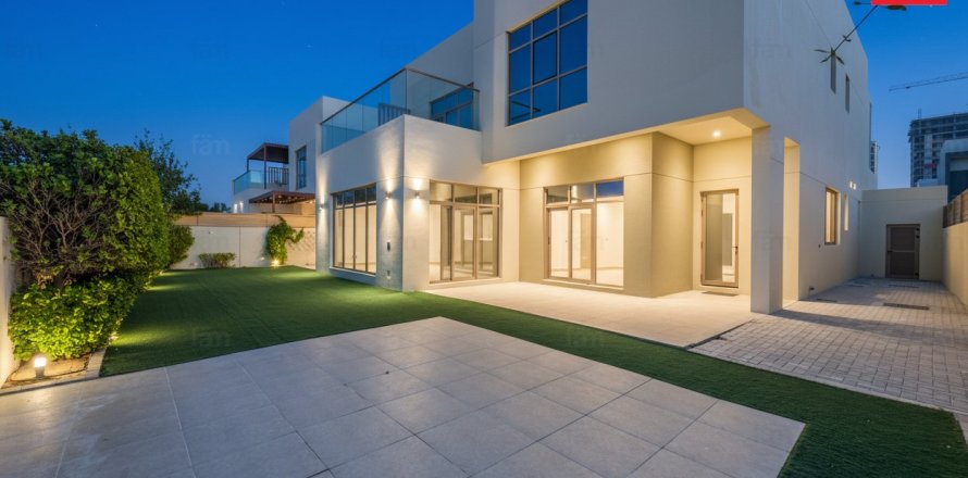 4 bedrooms Villa in Al Furjan, UAE No. 143410