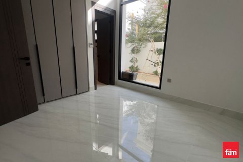 6 bedrooms Villa in Dubai, UAE No. 143407 8