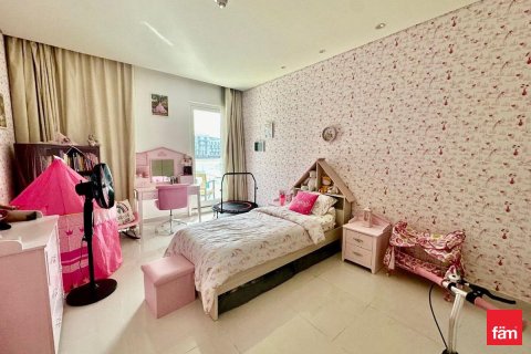 3 bedrooms Apartment in Dubai, UAE No. 143408 6