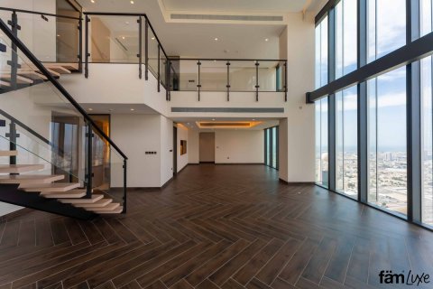 3 bedrooms Apartment in Zabeel, UAE No. 143412