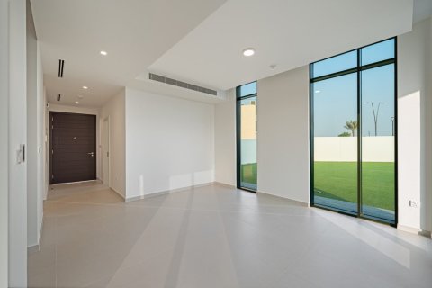 Villa de 3 dormitorios en EMAAR South, UAE No. 142939 10