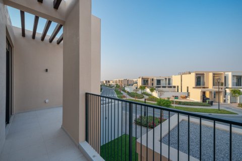 Villa de 3 dormitorios en EMAAR South, UAE No. 142939 4