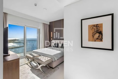 Квартира с 2 спальнями в EMAAR Beachfront, ОАЭ №192630 5