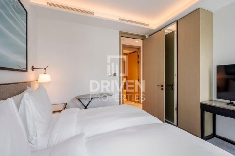 Apartment de 2 dormitorios en Address Harbour Point, UAE No. 192629 11