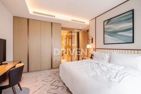 Apartment de 2 dormitorios en Address Harbour Point, UAE No. 192629 13