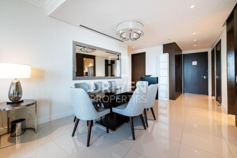 Квартира с 3 спальнями в The Address Residence Fountain Views, ОАЭ №192625 18