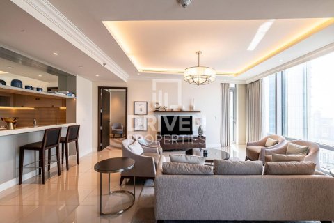 Квартира с 3 спальнями в The Address Residence Fountain Views, ОАЭ №192625 6