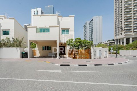 Villa de 4 dormitorios en Jumeirah Village Circle, UAE No. 84601 2