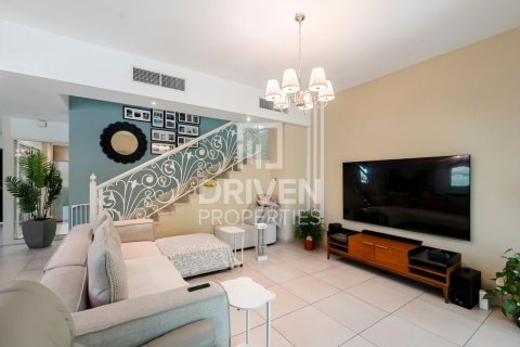 Villa de 4 dormitorios en Jumeirah Village Circle, UAE No. 84601 7