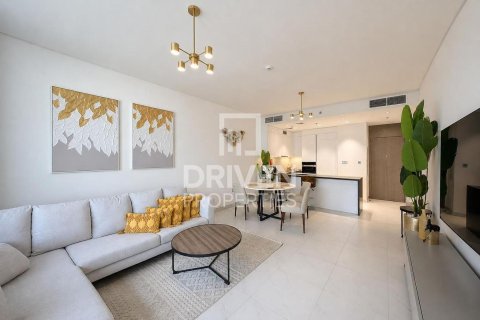 Apartment de 2 dormitorios en District One, UAE No. 204031 4